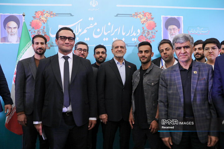 دیدار صمیمی با ایرانیان مقیم بلاروس