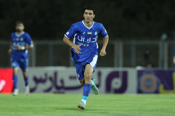 پخش زنده و خلاصه بازی استقلال و ذوب آهن از تلویزیون + پخش آنلاین