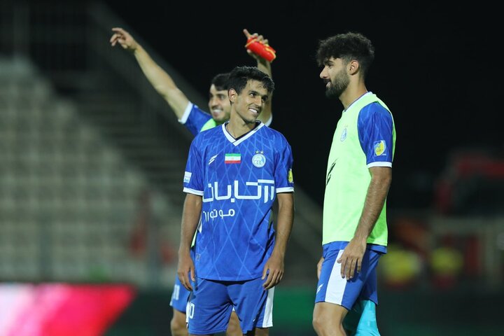 رفیعی و احمدزاده مورد غضب هواداران پرسپولیس/ شروع دوباره اسلامی و استقلال در لیگ ۲۵