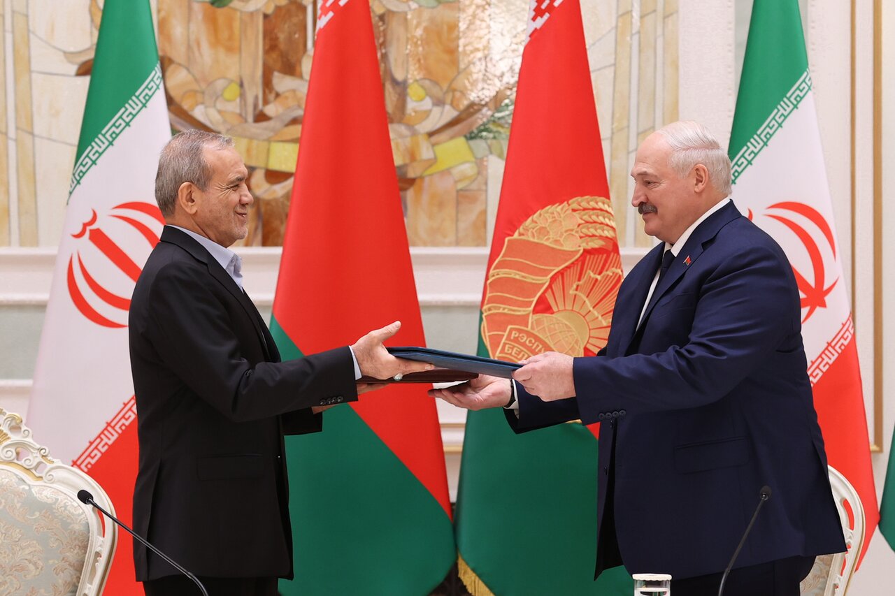 گام تازه تهران در دیپلماسی منطقهای؛ سفر سهروزه پزشکیان به ارمنستان و بلاروس