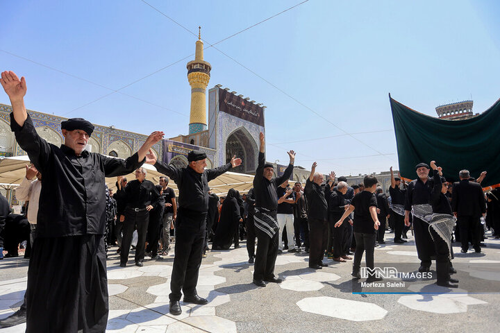 حرم امام رضا (ع) در روز رحلت پیامبر اکرم (ص)