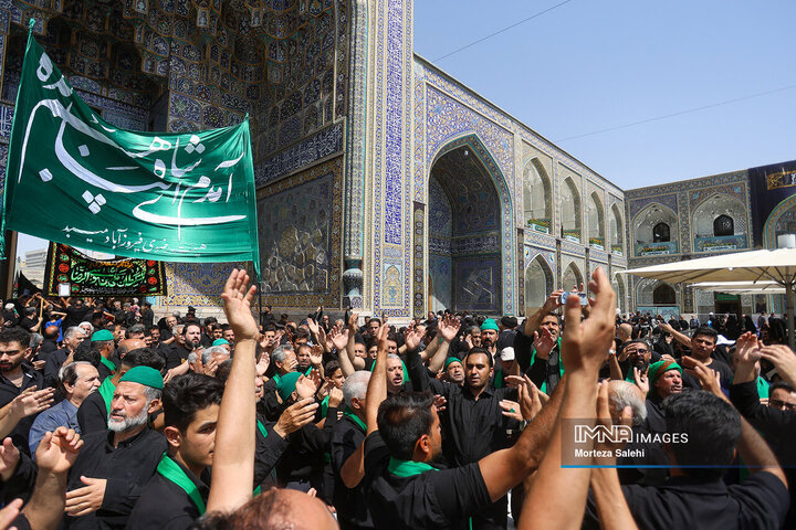 حرم امام رضا (ع) در روز رحلت پیامبر اکرم (ص)