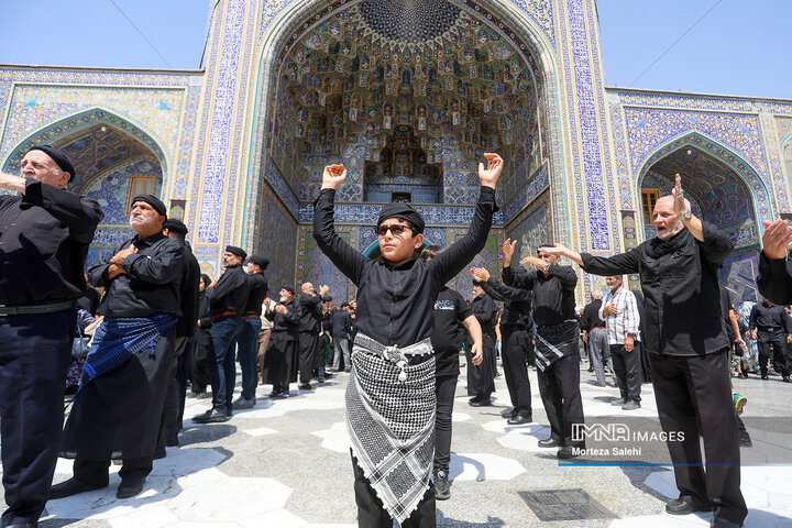 حرم امام رضا (ع) در روز رحلت پیامبر اکرم (ص)