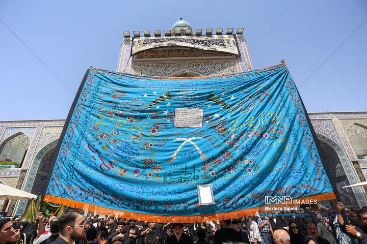 حرم امام رضا (ع) در روز رحلت پیامبر اکرم (ص)