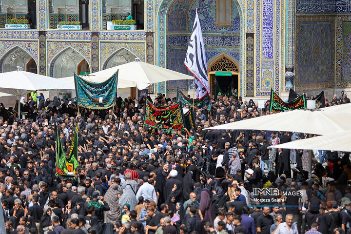 حرم امام رضا (ع) در روز رحلت پیامبر اکرم (ص)