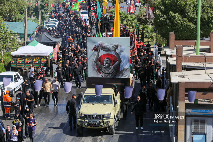 قافله عزاداری رحلت پیامبر اکرم (ص) و شهادت امام حسن مجتبی (ع) در اصفهان