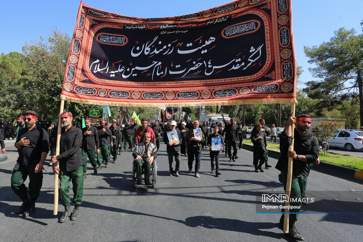 قافله عزاداری رحلت پیامبر اکرم (ص) و شهادت امام حسن مجتبی (ع) در اصفهان