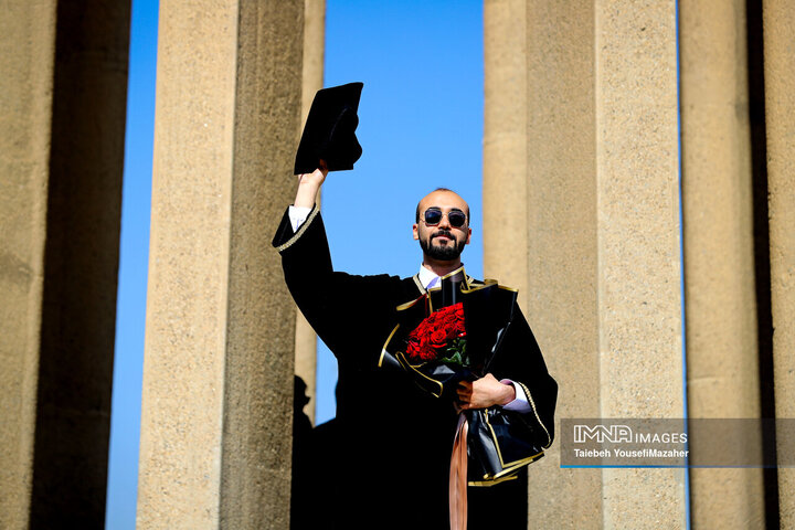 آیین بزرگداشت حکیم ابوعلی سینا و روز پزشک در همدان