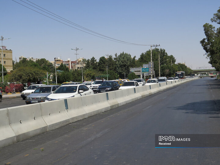 طرح آزمایشی اصلاح ترافیکی مقابل پایانه کاوه اصفهان؛ درمان موقت یا راهکار دائم؟