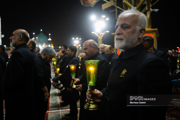 خطبه خوانی شب شهادت امام رضا (ع)