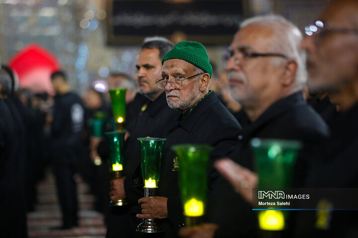 خطبه خوانی شب شهادت امام رضا (ع)