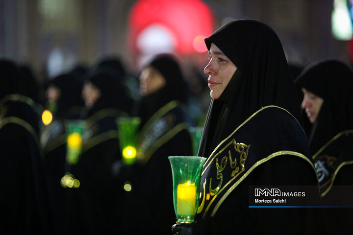 خطبه خوانی شب شهادت امام رضا (ع)