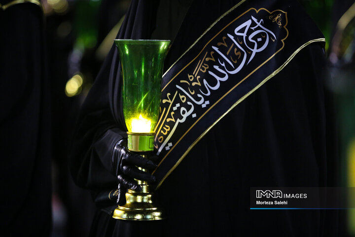 خطبه خوانی شب شهادت امام رضا (ع)