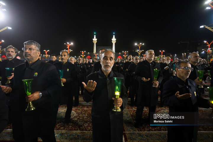 خطبه خوانی شب شهادت امام رضا (ع)