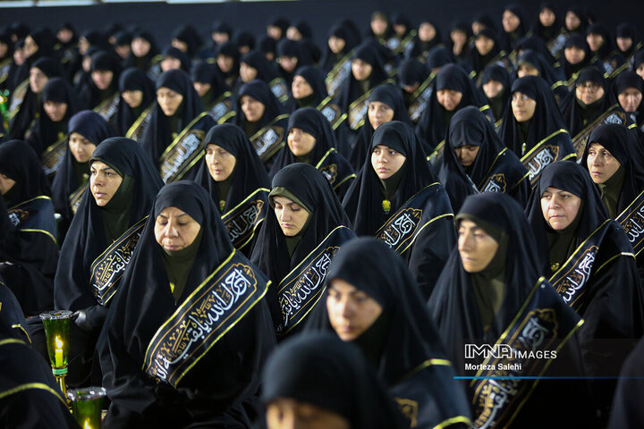 خطبه خوانی شب شهادت امام رضا (ع)