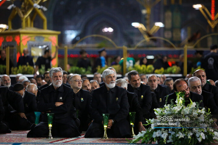 خطبه خوانی شب شهادت امام رضا (ع)