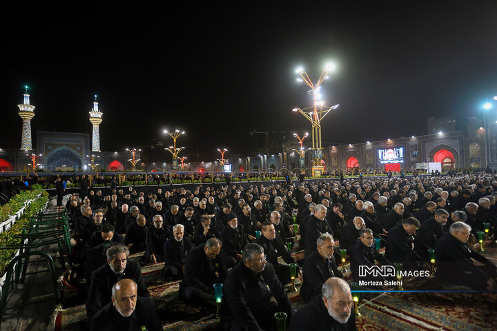 خطبه خوانی شب شهادت امام رضا (ع)