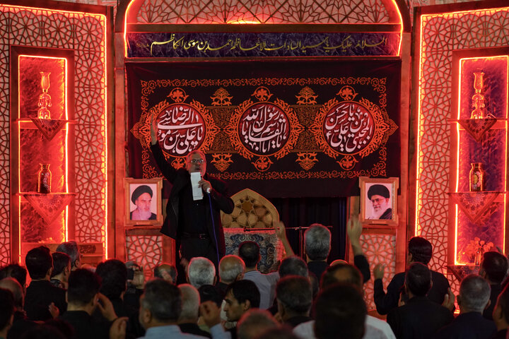 فیلم| حرم شاهچراغ (ع) غرق در ماتم شهادت امام هشتم