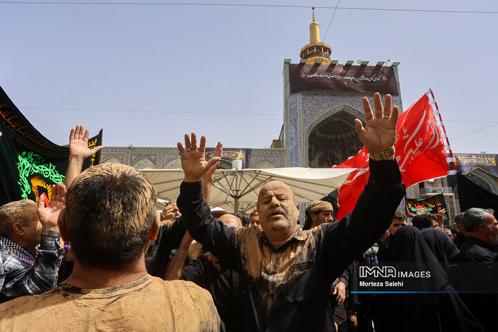 عزاداری شهادت امام رضا (ع) در حرم مطهر رضوی
