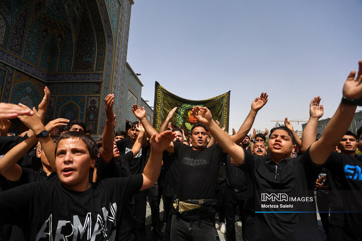 عزاداری شهادت امام رضا (ع) در حرم مطهر رضوی