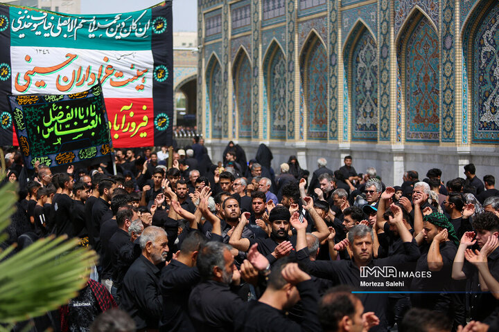 عزاداری شهادت امام رضا (ع) در حرم مطهر رضوی