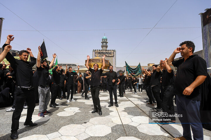 عزاداری شهادت امام رضا (ع) در حرم مطهر رضوی