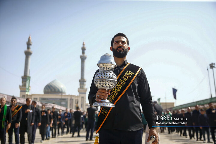 عزاداری خادمان کریمه اهل بیت(ع) در روز شهادت امام رضا(ع)