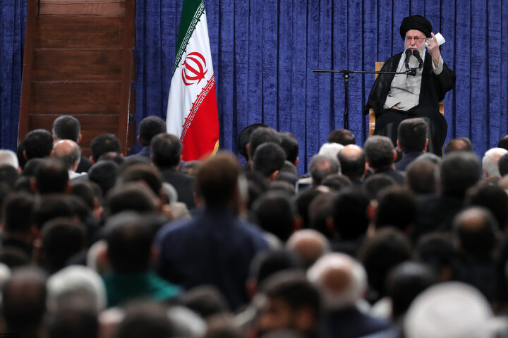 مراسم عزاداری شهادت امام رضا (ع) با حضور رهبر انقلاب