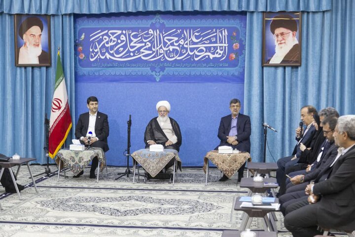 لزوم الگوبرداری از سیره عملی شهیدان رجایی و باهنر