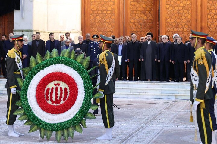 رئیس‌جمهور و اعضای دولت با آرمان‌های حضرت امام خمینی(ره) تجدید میثاق کردند