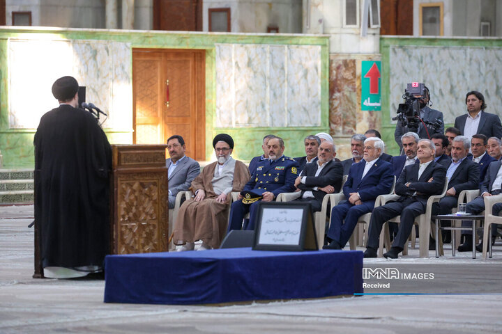 تجدید میثاق رئیس جمهور و اعضای هیئت دولت چهاردهم با آرمان‌های امام راحل