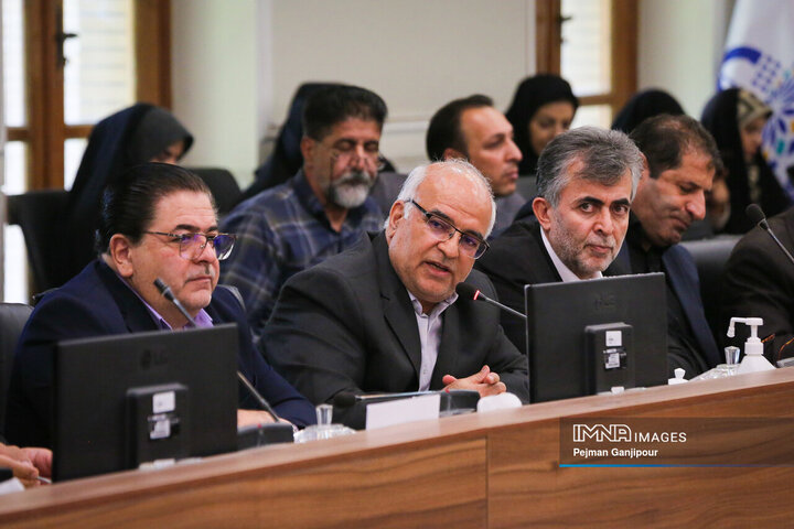 جلسه شورای ترویج فرهنگ ایثار و شهادت استان اصفهان