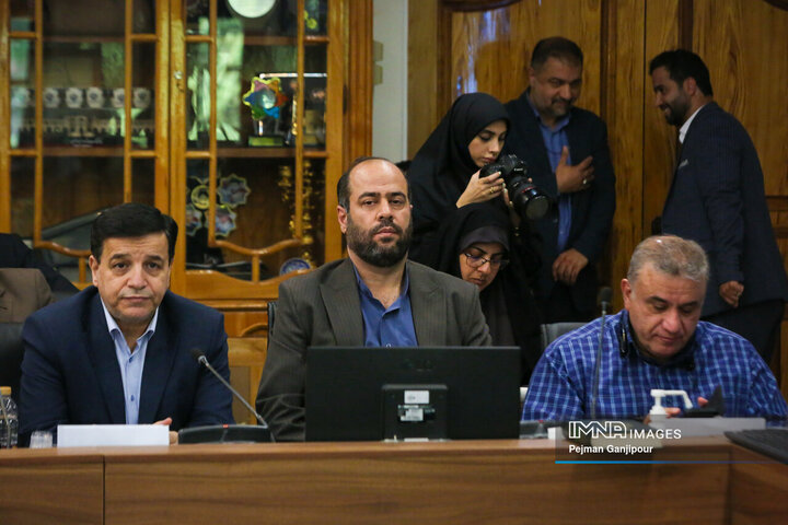 جلسه شورای ترویج فرهنگ ایثار و شهادت استان اصفهان