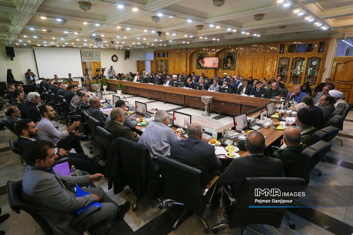 جلسه شورای ترویج فرهنگ ایثار و شهادت استان اصفهان