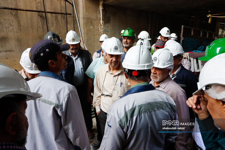 بازدید اعضای کمیسیون حمل‌و‌نقل شورای شهر اصفهان از پروژه خط 2 مترو