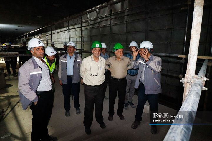 بازدید اعضای کمیسیون حمل‌و‌نقل شورای شهر اصفهان از پروژه خط 2 مترو