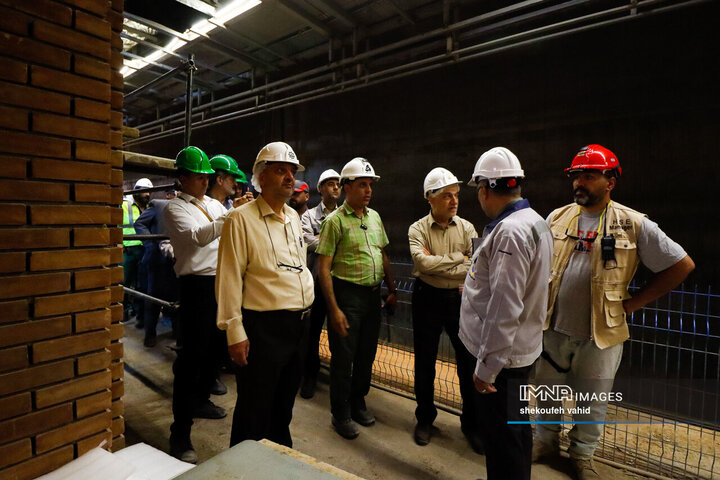 بازدید اعضای کمیسیون حمل‌و‌نقل شورای شهر اصفهان از پروژه خط 2 مترو