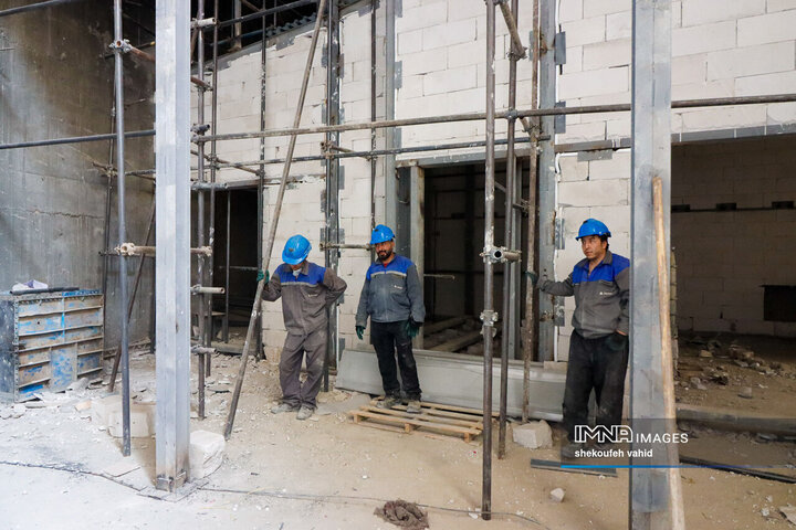 بازدید اعضای کمیسیون حمل‌و‌نقل شورای شهر اصفهان از پروژه خط 2 مترو