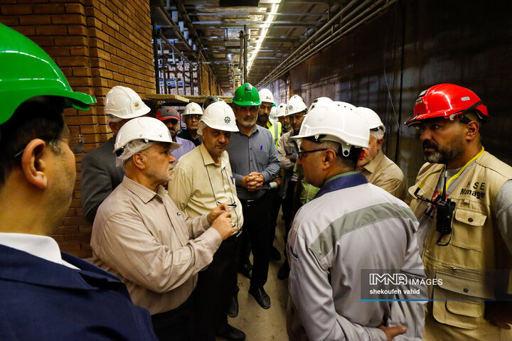 بازدید اعضای کمیسیون حمل‌و‌نقل شورای شهر اصفهان از پروژه خط 2 مترو