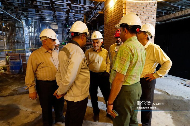 بازدید اعضای کمیسیون حمل‌و‌نقل شورای شهر اصفهان از پروژه خط 2 مترو