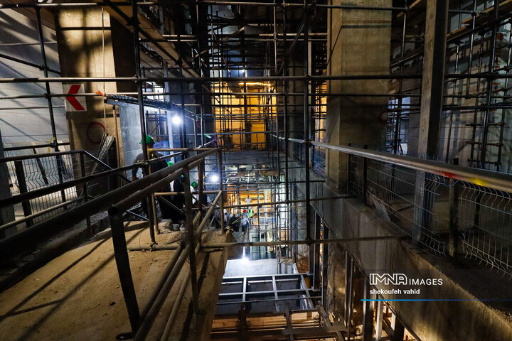 بازدید اعضای کمیسیون حمل‌و‌نقل شورای شهر اصفهان از پروژه خط 2 مترو