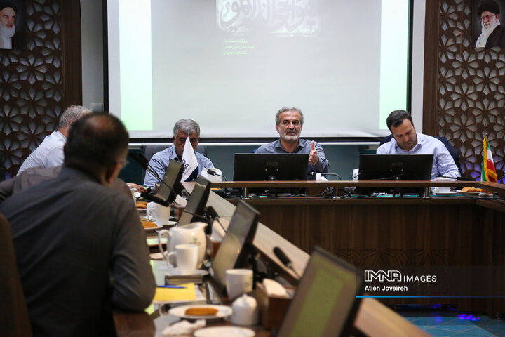 جلسه کمیسیون سلامت، محیط زیست و خدمات شهری شورای شهر اصفهان