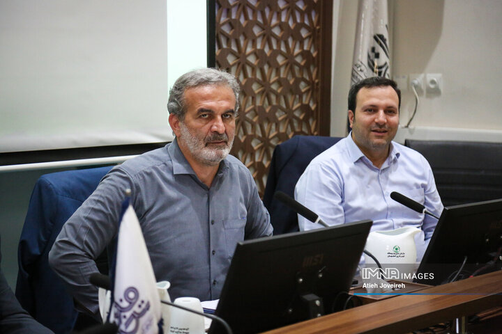 جلسه کمیسیون سلامت، محیط زیست و خدمات شهری شورای شهر اصفهان