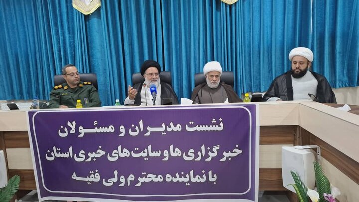 دشمن بر ایجاد انشقاق و  از بین بردن وحدت مردمی تمرکز کرده است