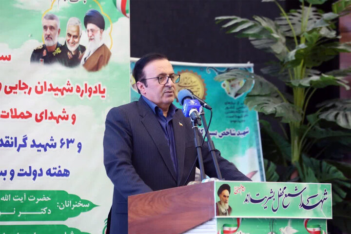 همدلی مردم و دولت رمز موفقیت کشور در برابر دشمنان است