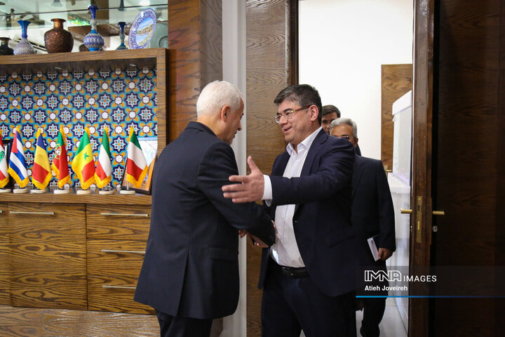 دیدار شهردار اصفهان و سفیر ازبکستان