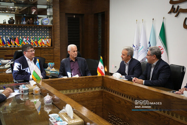 دیدار شهردار اصفهان و سفیر ازبکستان