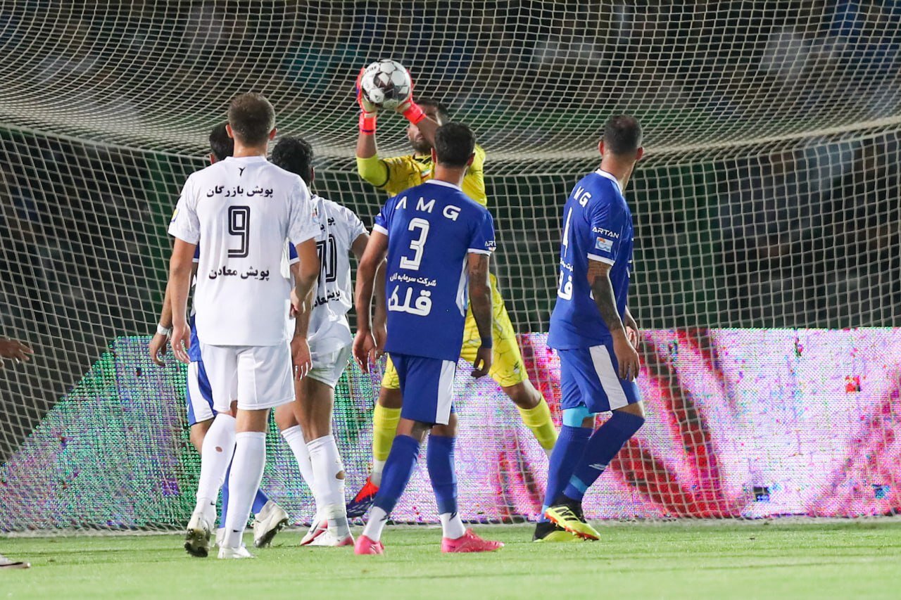 استقلال به دنبال شکستن سد اماراتی‌ها