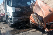 تصادف زنجیره‌ای محور دانسفهان-سه‌راه تختی با یک فوتی و ۲ مصدوم + فیلم