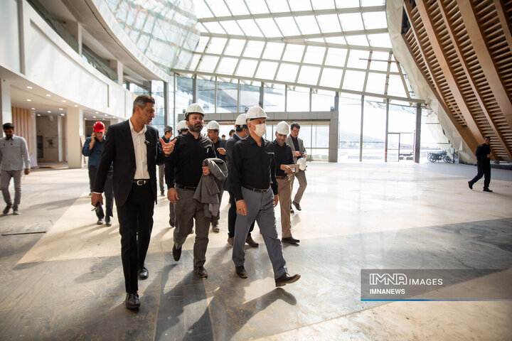 بازدید شهردار اصفهان از پروژه مرکز همایش‌های بین‌المللی اصفهان